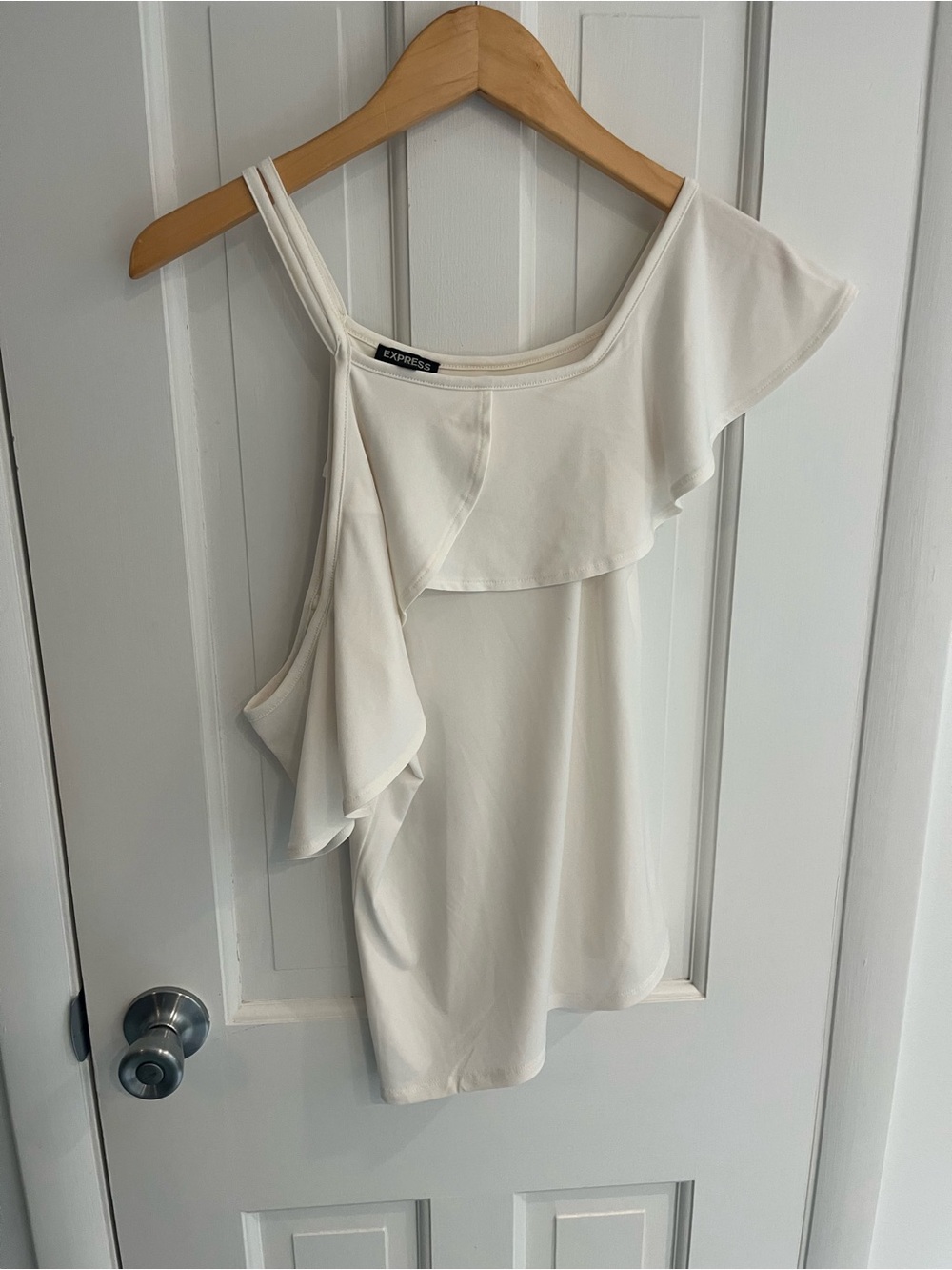 NWT Express One-Shoulder Ruffle Camisole in Ivory, Size S